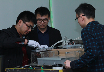 文轩热能建设了一支实力强大的散热研发团队 文轩热能建设了一支实力强大的散热研发团队